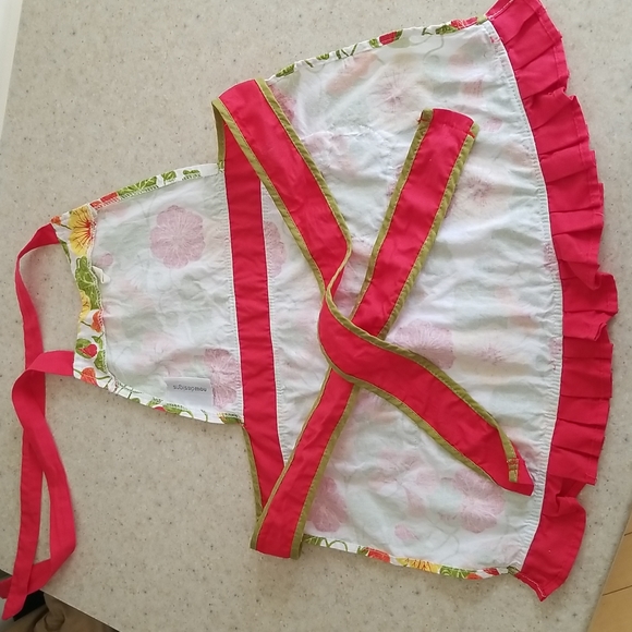 Children's Apron - Picture 3 of 5